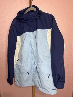 L.L. Bean Navy, Light Blue & Cream Hooded Ski Jacket